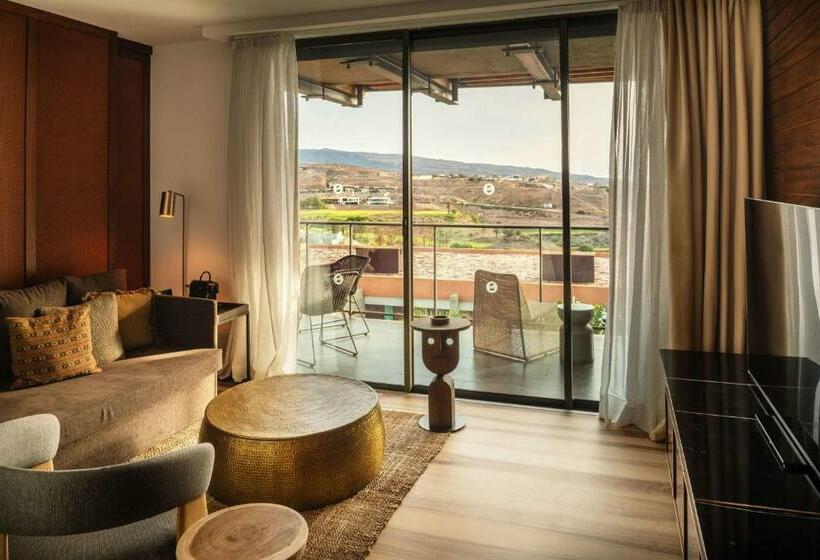 Salobre Hotel Resort & Serenity