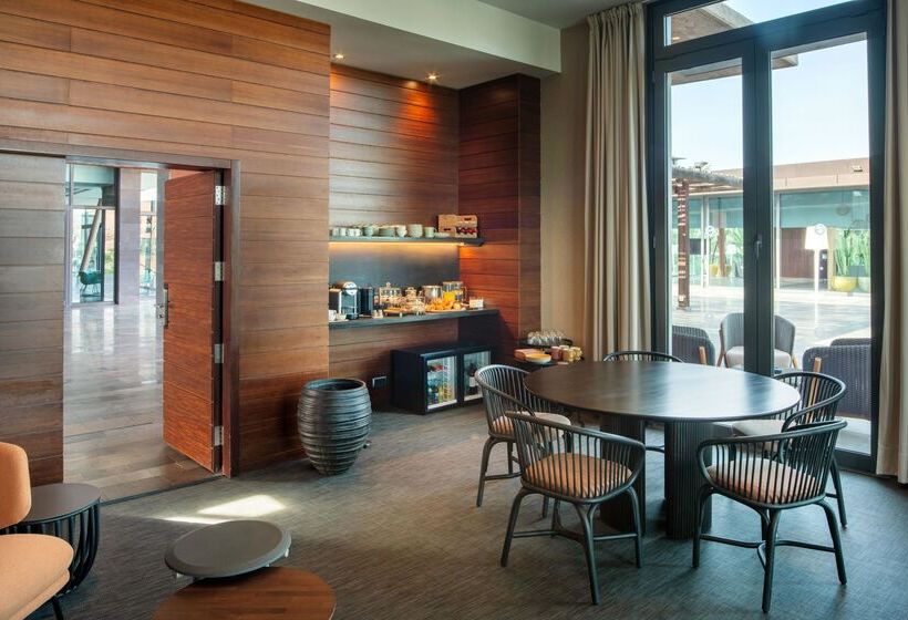 Salobre Hotel Resort & Serenity