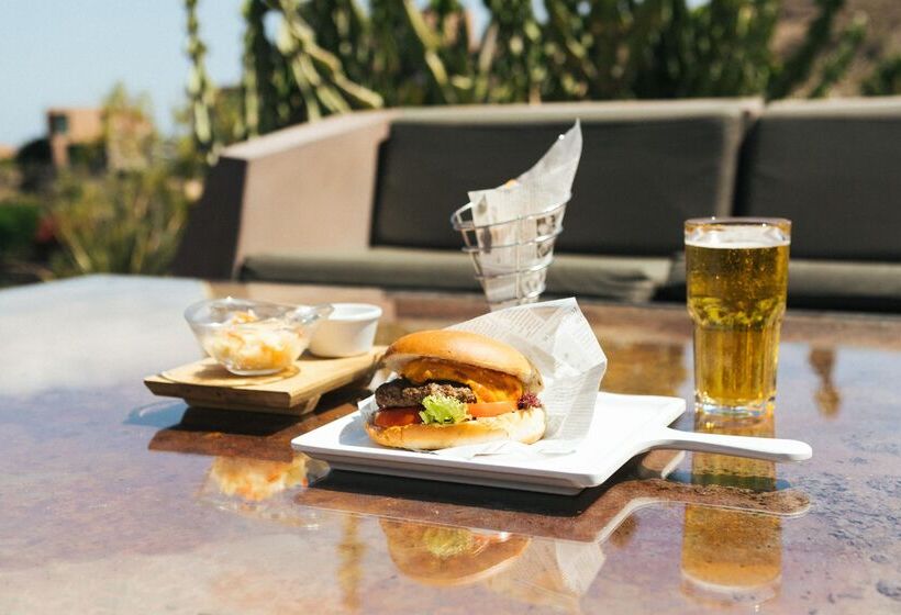 Salobre Hotel Resort & Serenity