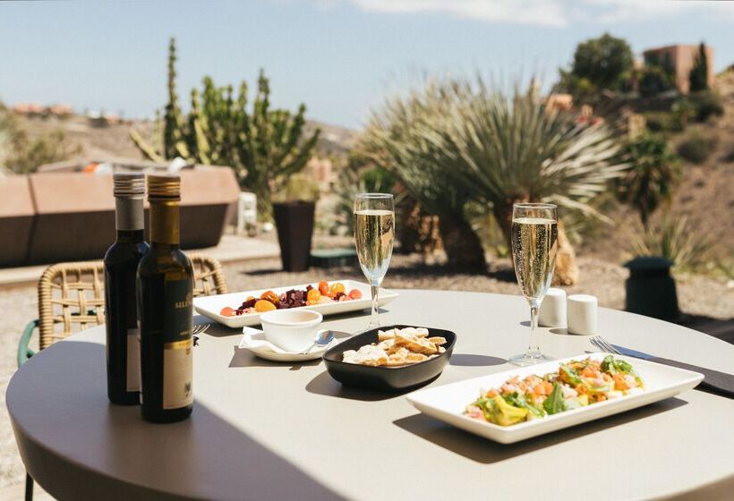 Salobre Hotel Resort & Serenity