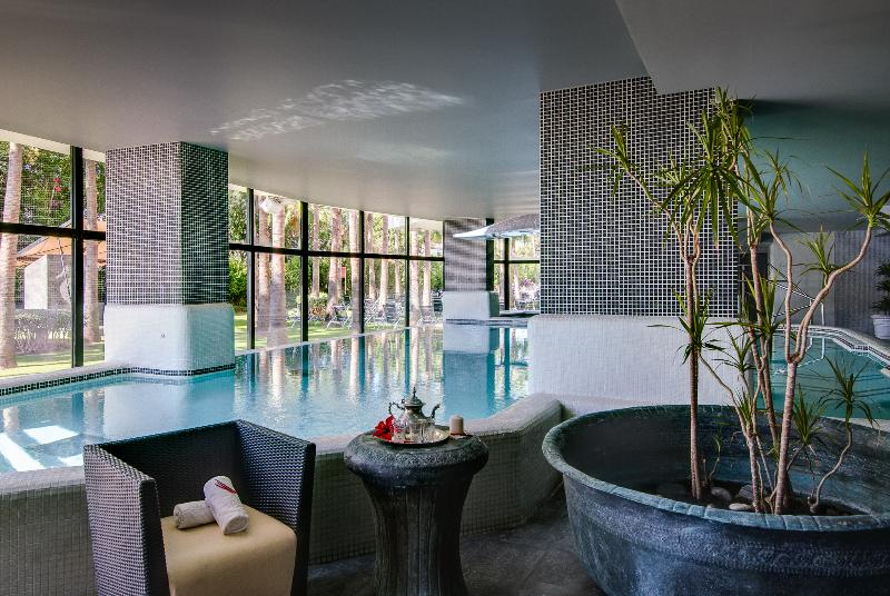 Отель Senator Banús