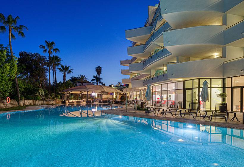 Отель Senator Banús