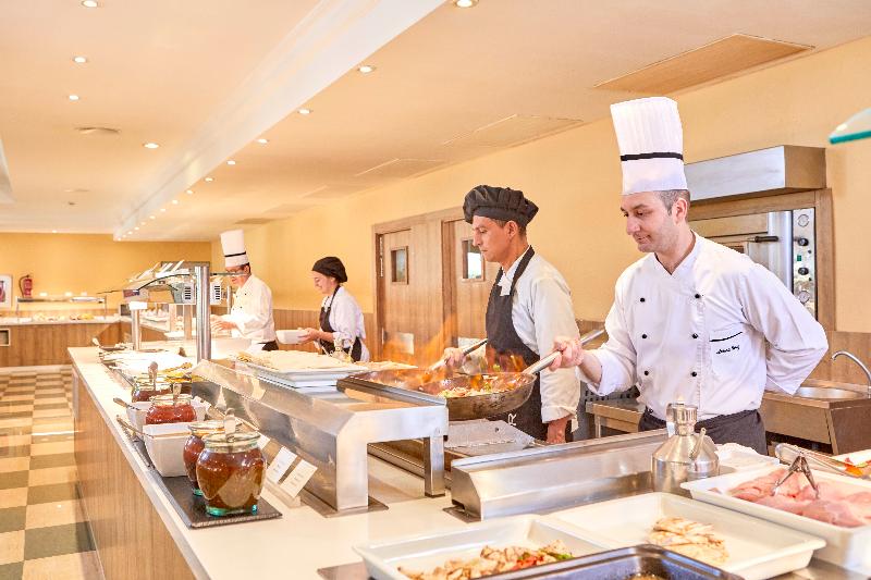 Zafiro Park Cala Mesquida