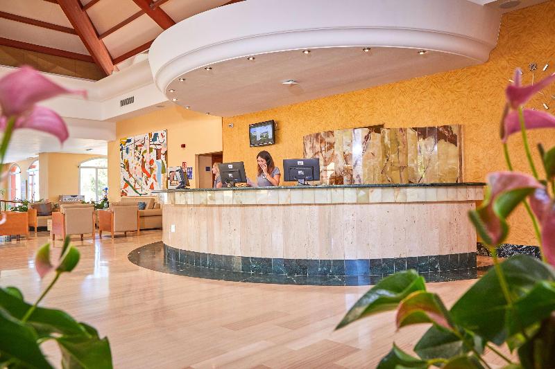 Zafiro Park Cala Mesquida