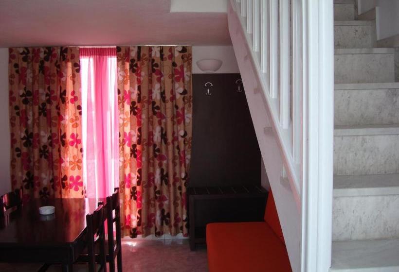 Elena Studios & Suites