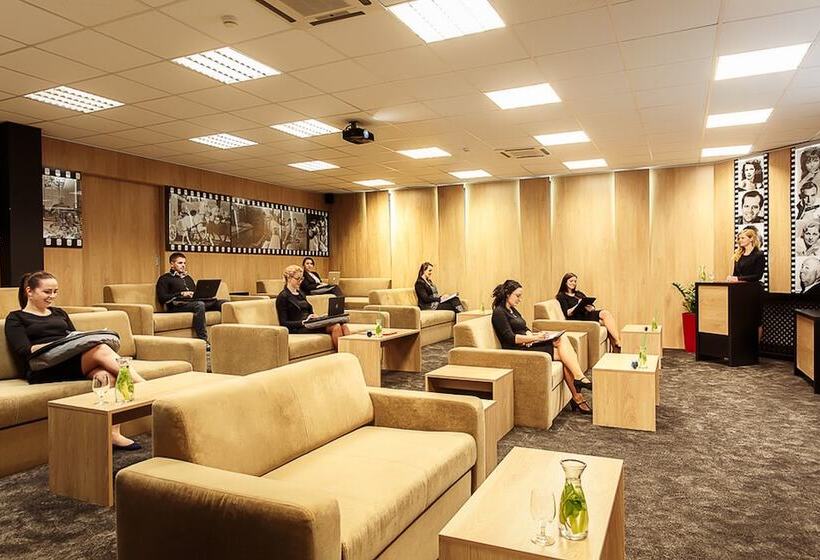 Atrium Hotel   Family Friendly