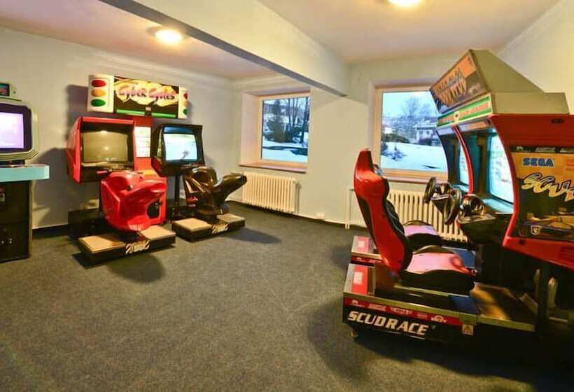 Atrium Hotel   Family Friendly