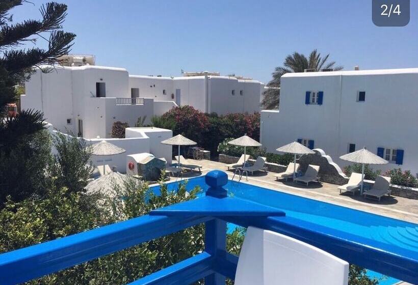 Elena Studios & Suites