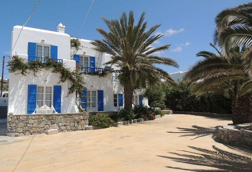 Elena Studios & Suites