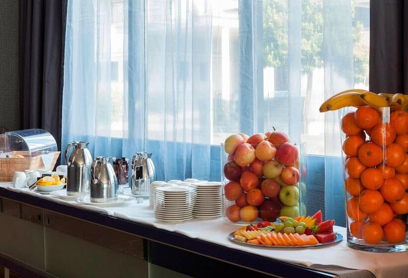 Ac Hotel Vicenza By Marriott