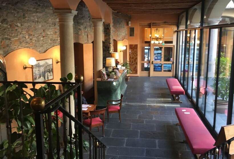 هتل Albergo Le Due Corti