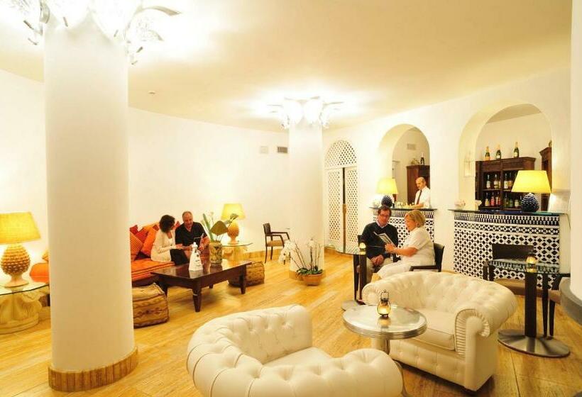 酒店 Alberi del Paradiso