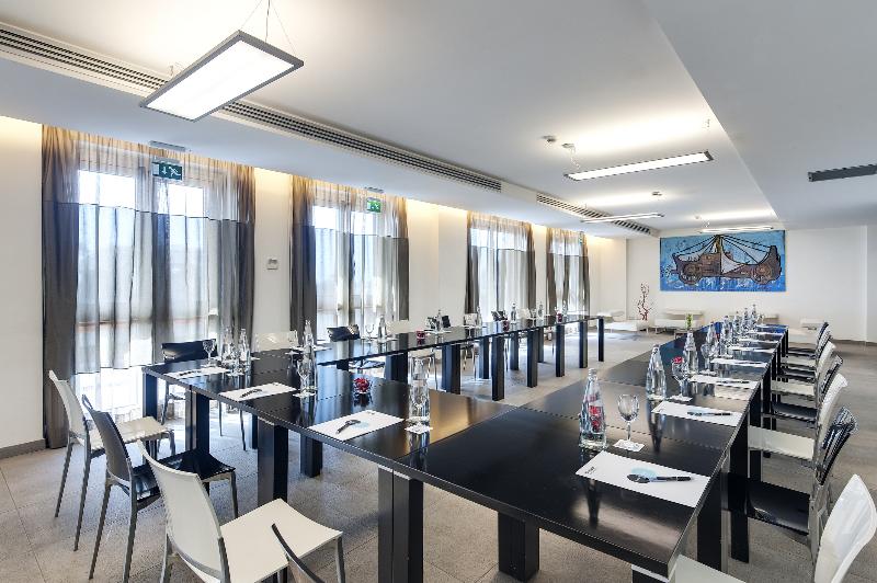 فندق Smy Aran Blu Roma Mare