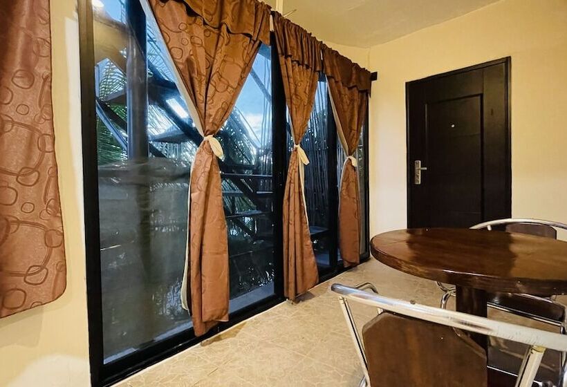 호텔 B&b   5th Avenue