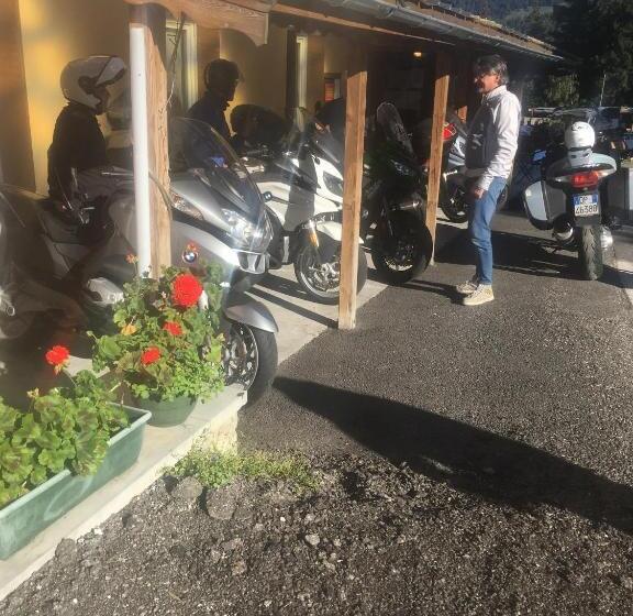 호텔 Belvédère Relais Motos