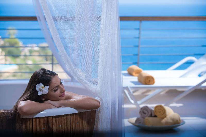 酒店 Blue Bay Resort