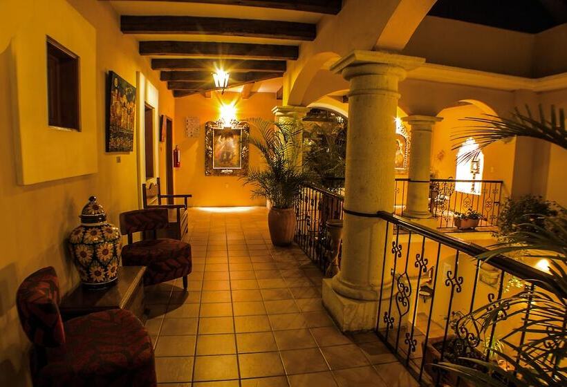 هتل Casa Divina Oaxaca