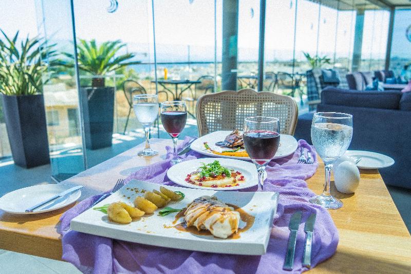 בית מלון כפרי Castello City