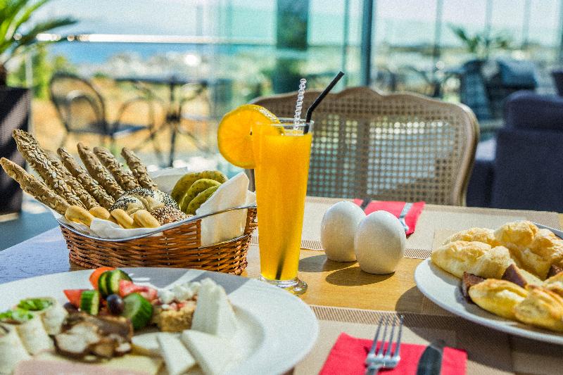 בית מלון כפרי Castello City