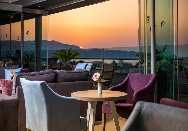 בית מלון כפרי Castello City