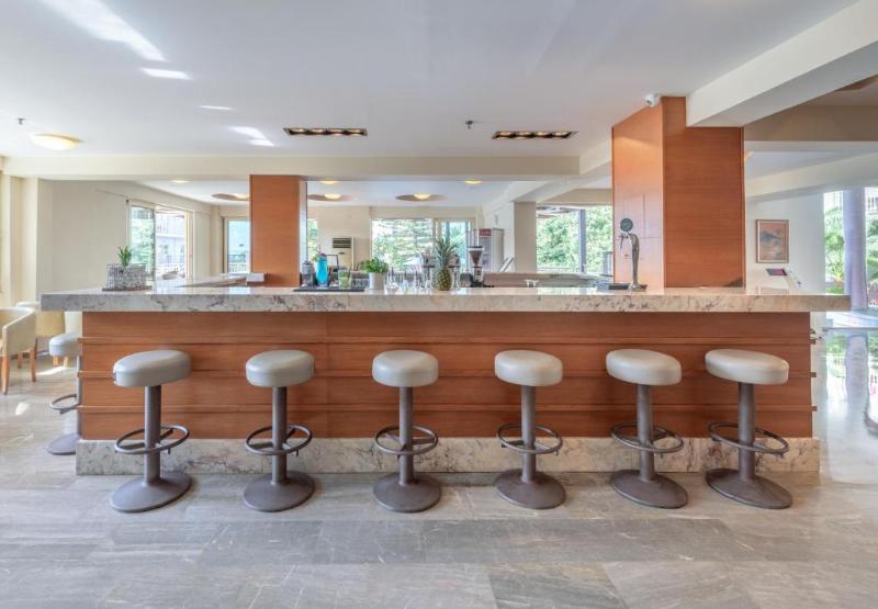 Отель Chc Marilena