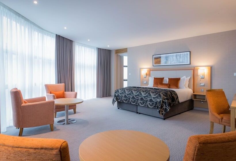 Clayton Hotel Cork City