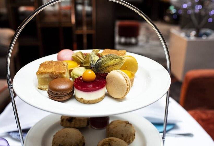 Clayton Hotel Cork City