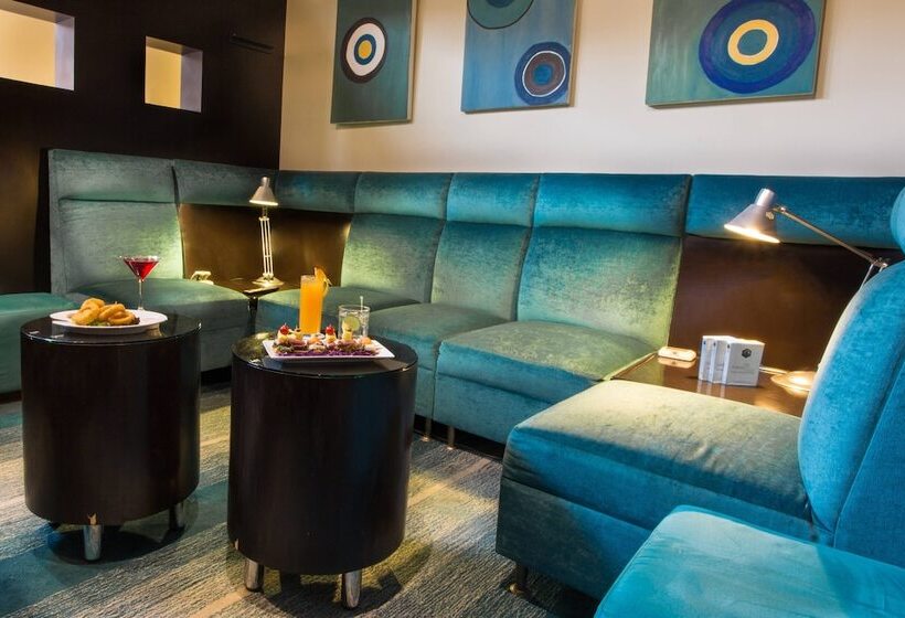 فندق Courtyard Toluca Airport