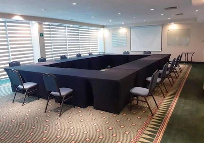 فندق Courtyard Toluca Airport