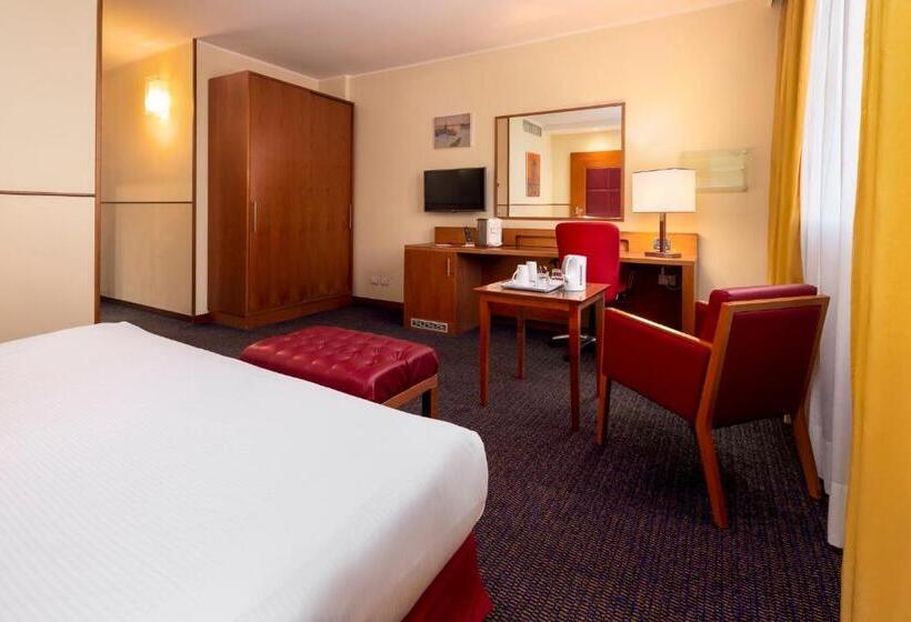 Отель Crowne Plaza Venice East, An Ihg