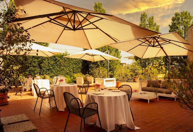 Отель Crowne Plaza Venice East, An Ihg