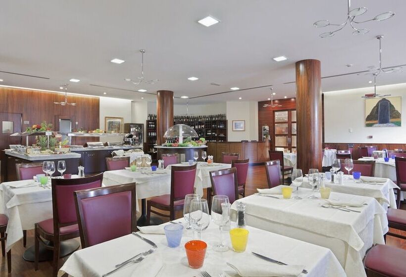 Отель Crowne Plaza Venice East, An Ihg