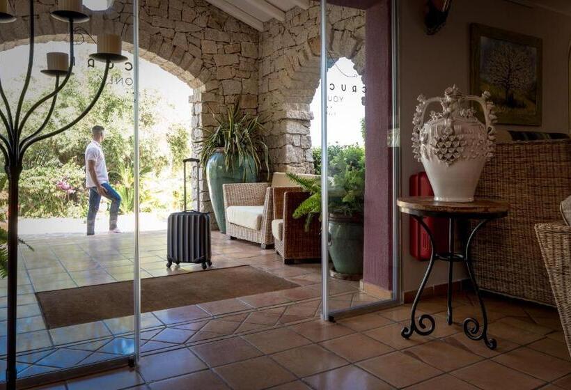 هتل Cruccùris Resort Adults Only