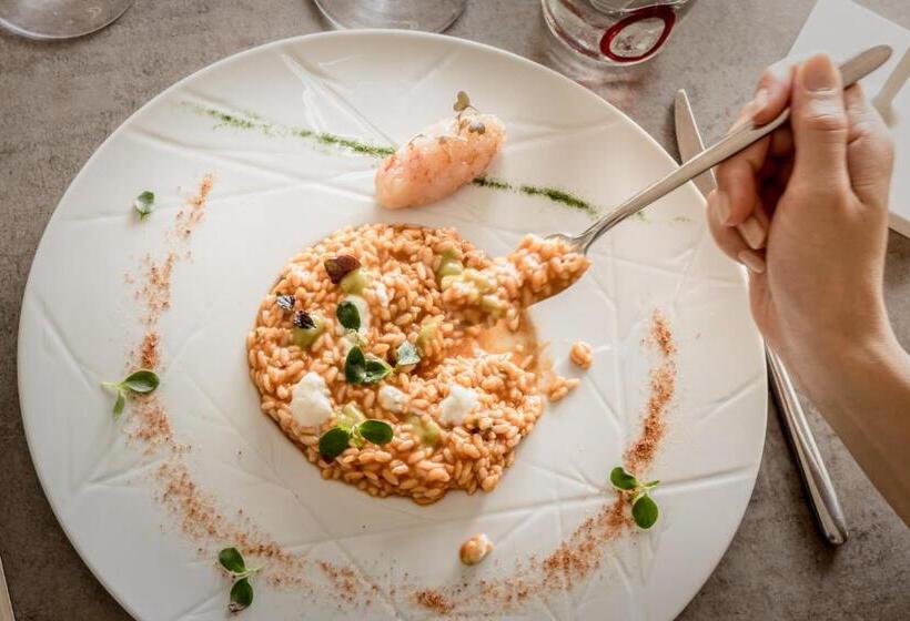 هتل Cruccùris Resort Adults Only