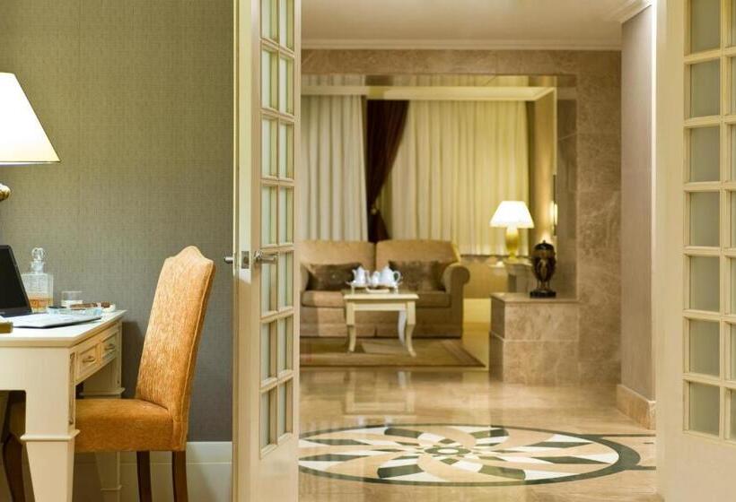 هتل Delphin Diva Premiere