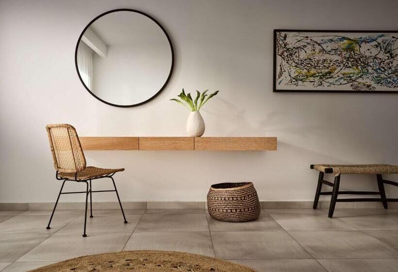 Elounda Palm Hotel & Suites