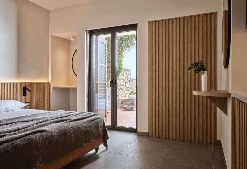 Elounda Palm Hotel & Suites