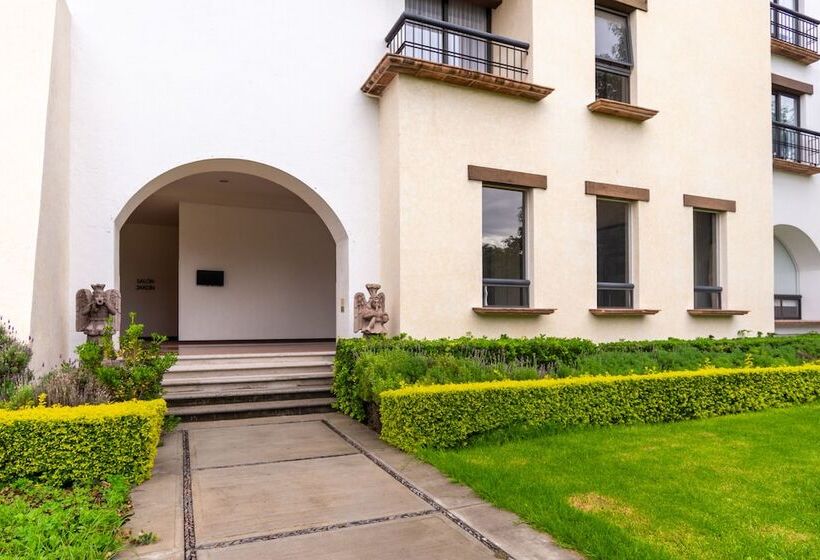 فندق Flamingo Inn