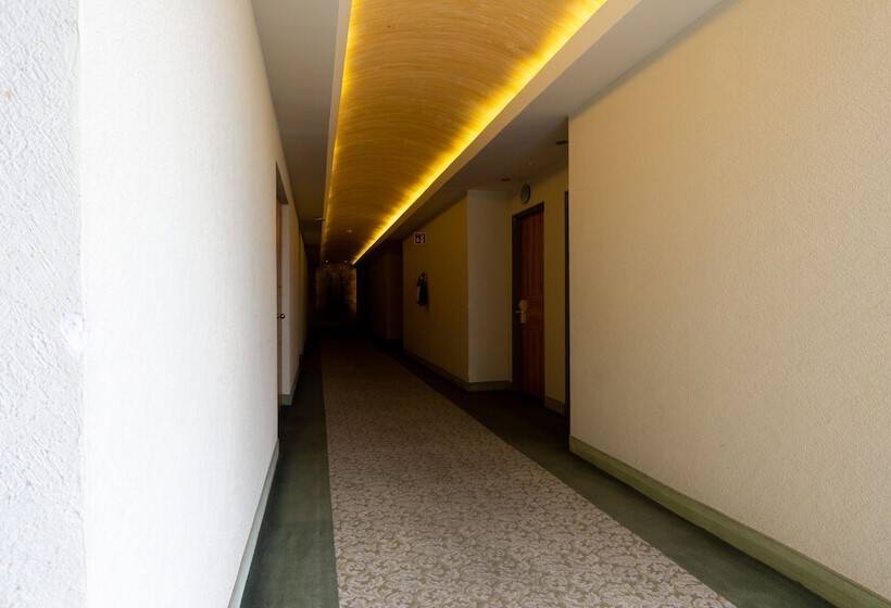 فندق Flamingo Inn