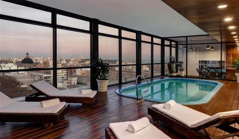 ホテル Four Points by Sheraton Montevideo