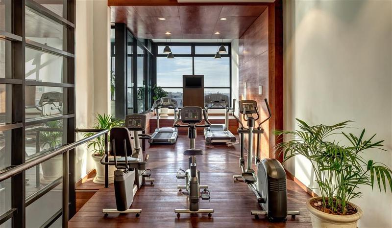 ホテル Four Points by Sheraton Montevideo