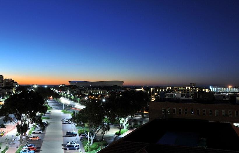 בית מלון כפרי Garden Court Victoria Junction