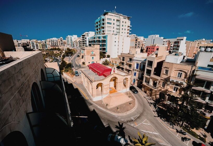 هتل Gillieru Harbour