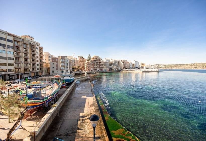 هتل Gillieru Harbour