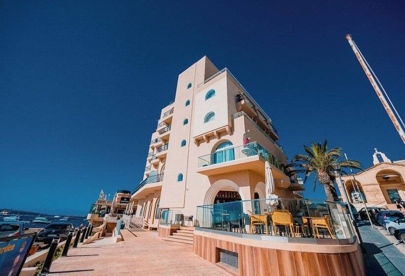 هتل Gillieru Harbour