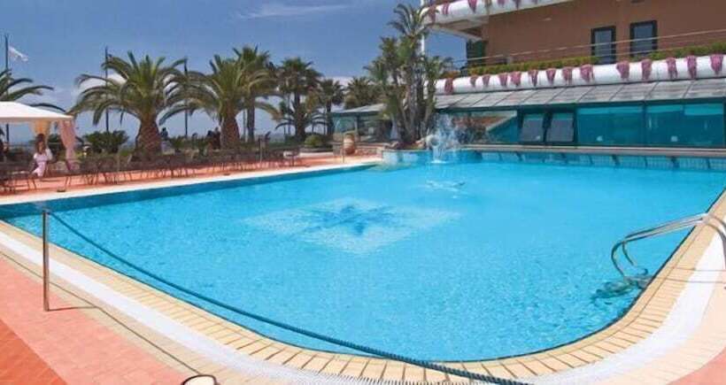 בית מלון כפרי Gli Dei