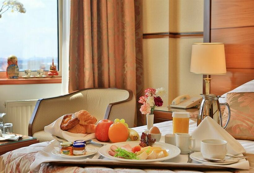 ホテル Golden Ring