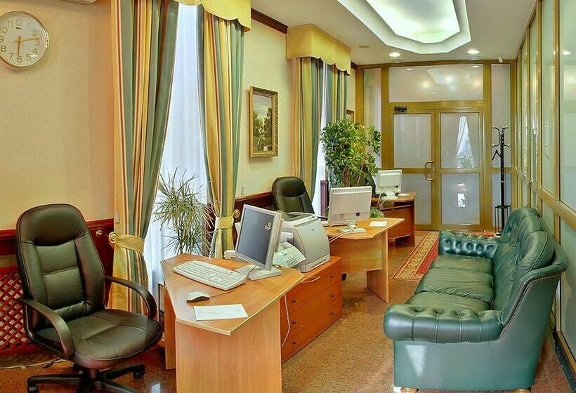 ホテル Golden Ring