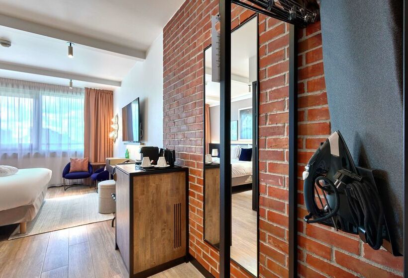 酒店 Golden Tulip Warszawa Centrum