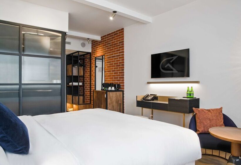 酒店 Golden Tulip Warszawa Centrum